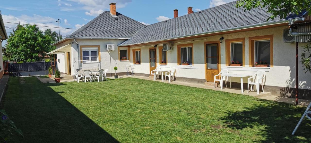 Rozika Apartman Ii. Hajdúszoboszló Exterior foto