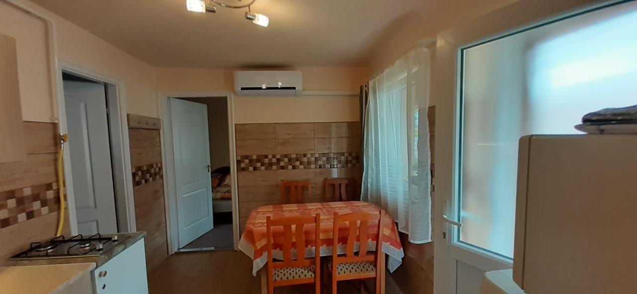 Rozika Apartman Ii. Hajdúszoboszló Exterior foto